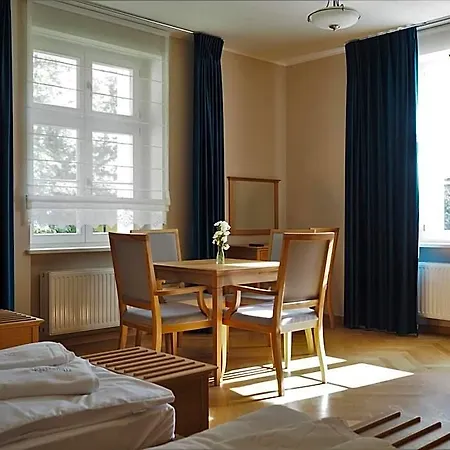 Kasztanowy Palac Szálloda Tarnowo Podgórne