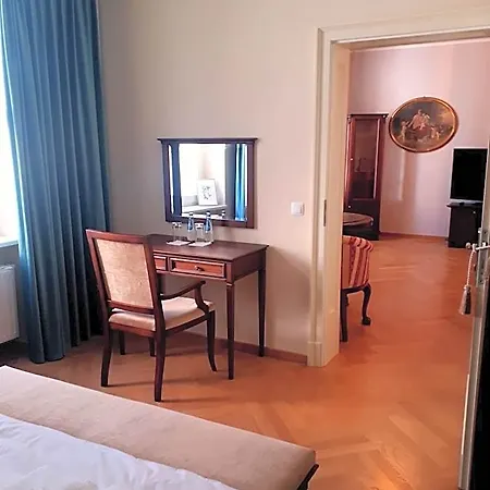 Szálloda Kasztanowy Palac