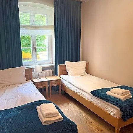 Kasztanowy Palac Szálloda 3*